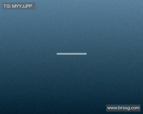 足球明星挑战极限蒙眼街球技艺展现惊人反应与默契配合