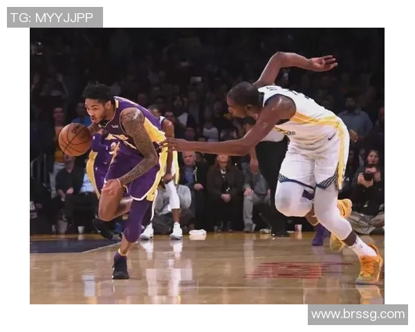 布兰登英格拉姆的篮球之路：从新秀到全明星的蜕变与挑战